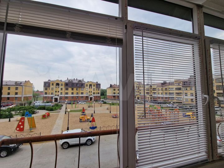 3-к. квартира, 87,3 м², 2/4 эт.