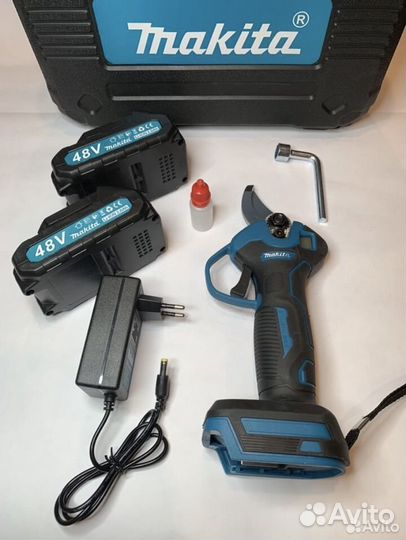 Секатор аккумуляторный Makita новый