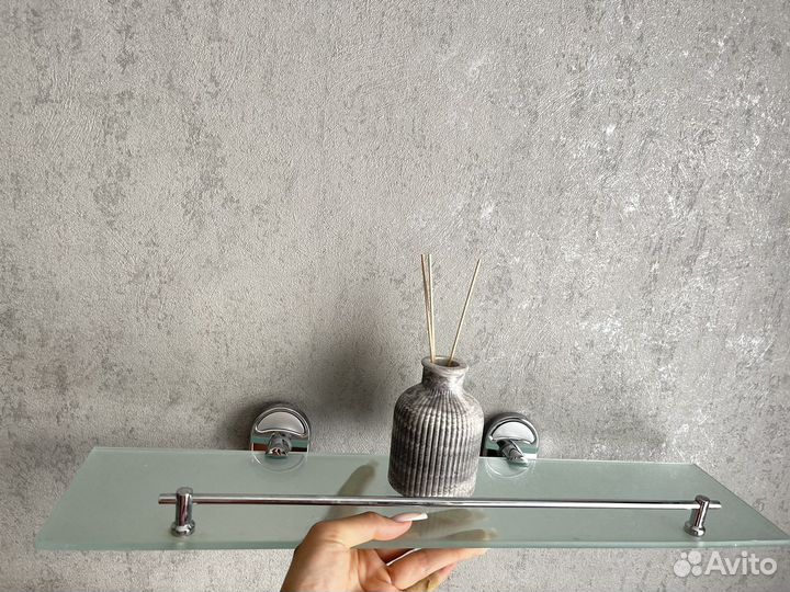 Полка навесная в ванную