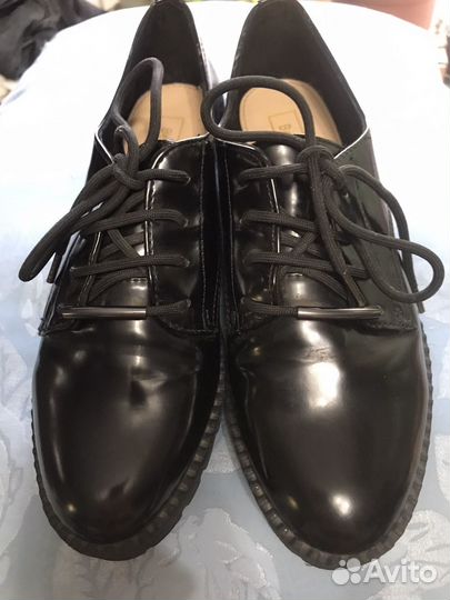 Туфли лаковые 36 черные