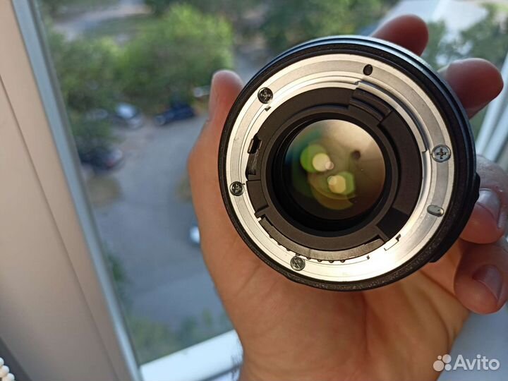 Объектив Nikon 35mm f/1.8G AF-S DX