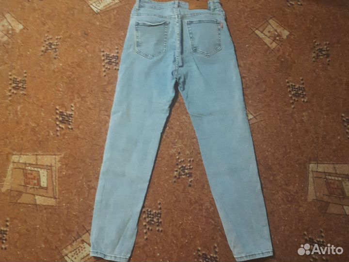 Джинсы