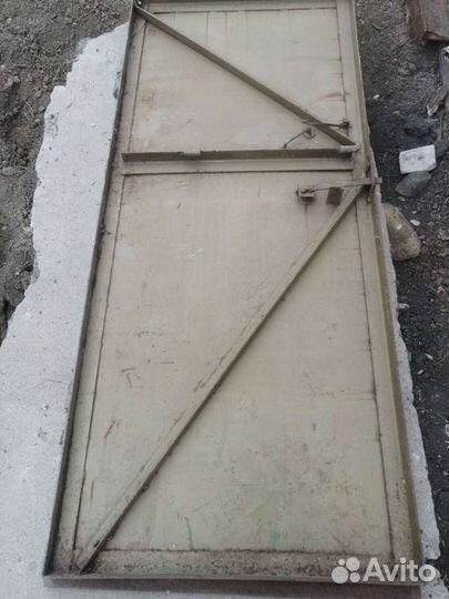 Дверь металлическая Б/У