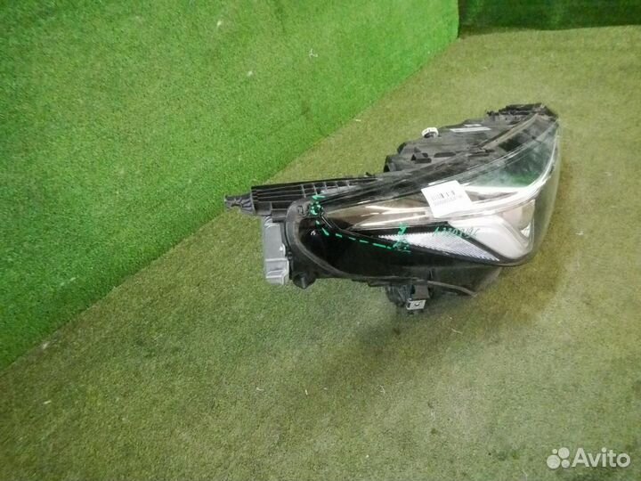 Фара правая Infiniti QX50