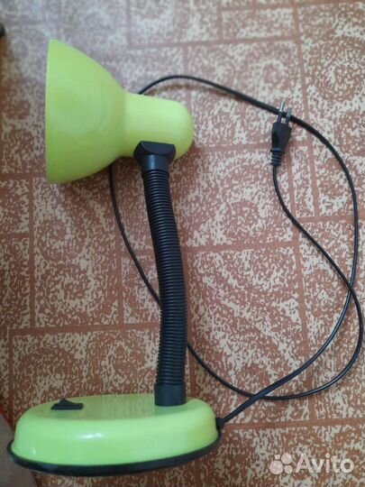 Светильник настольный