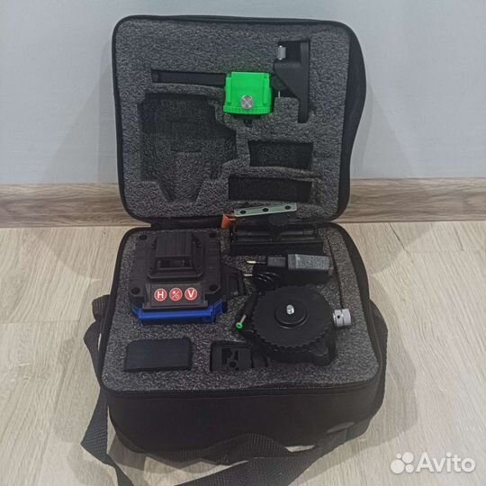 Лазерный уровень 4D