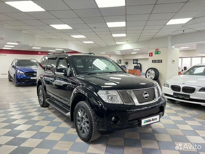 Nissan Pathfinder 2.5 AT, 2012, 255 852 км