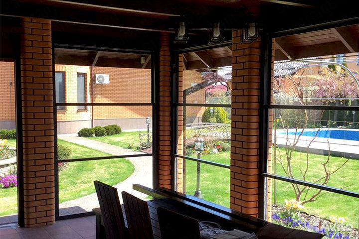 Гильотинное сдвижное остекление для террас