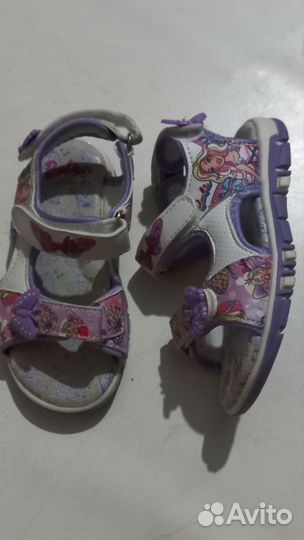 Босоножки новые размер 25