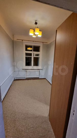 2-к. квартира, 40 м², 2/4 эт.