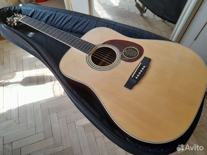 Жесткий Чехол под акустическую гитару
