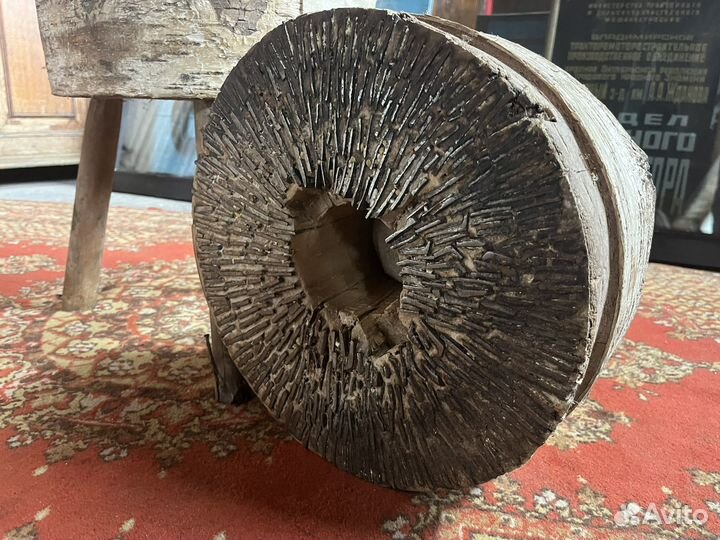 Жернова старинные