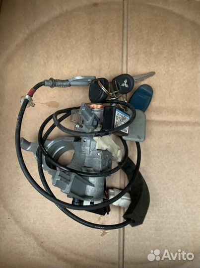 Замок зажигания Mitsubishi Lancer IX