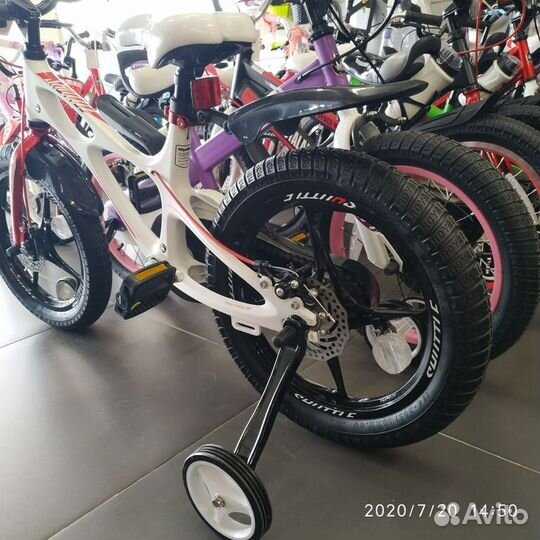 Велосипед легкий Royal Baby Space Shuttle 16