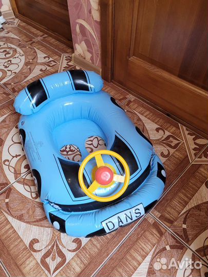 Машина круг надувной