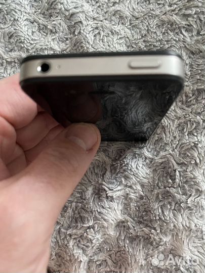 iPhone 4S, 16 ГБ