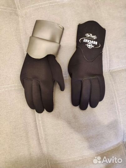 Неопреновые перчатки новые