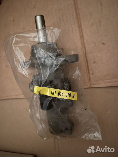 Главный тормозной цилиндр WV 1К1614019М