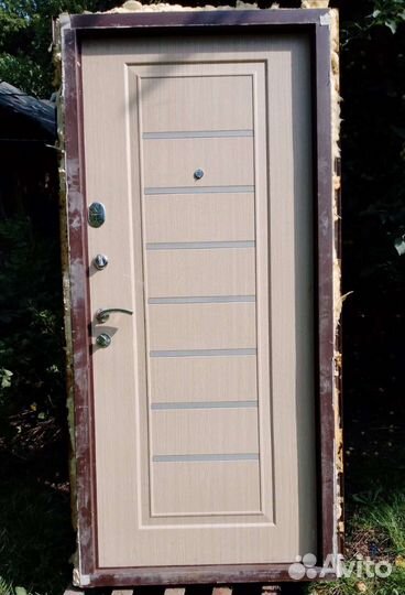 Дверь входная металлическая