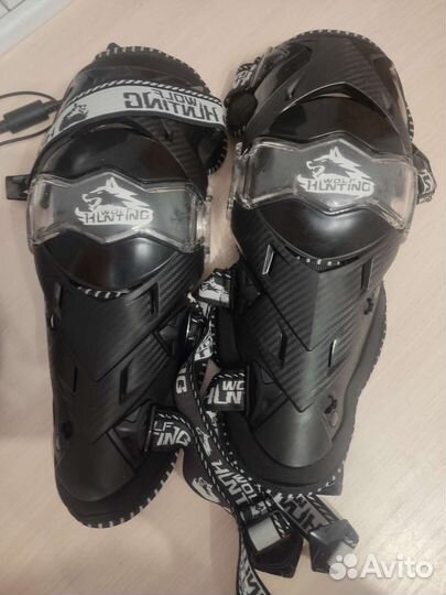 Наколенники шарнирные мото