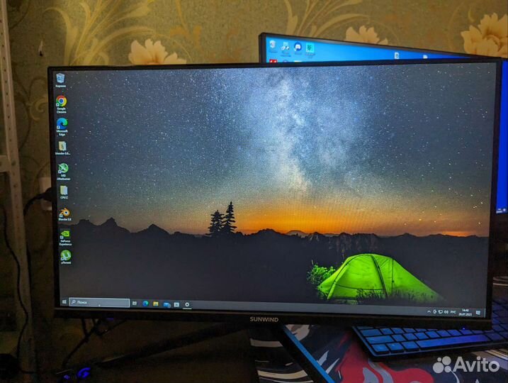 Новый монитор 24