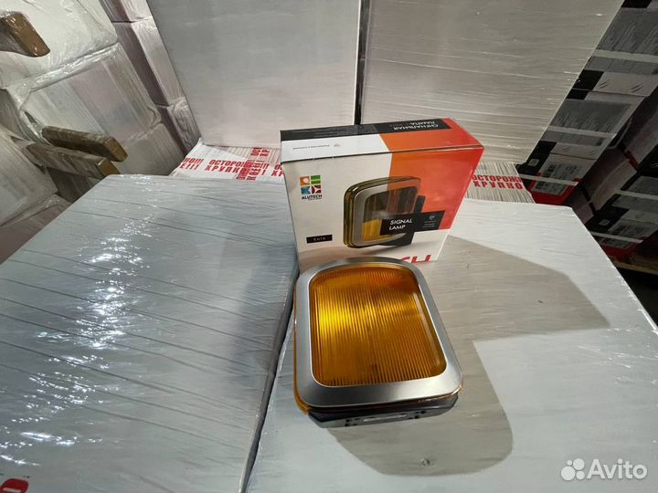 Лампа сигнальная для ворот Alutech