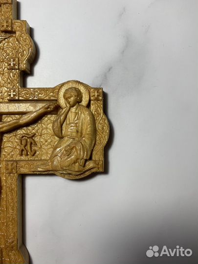 Крест распятие из дерева