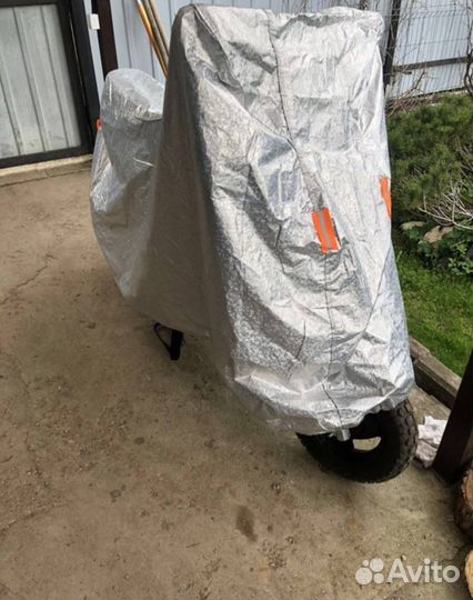 Скутер Vento Corsa