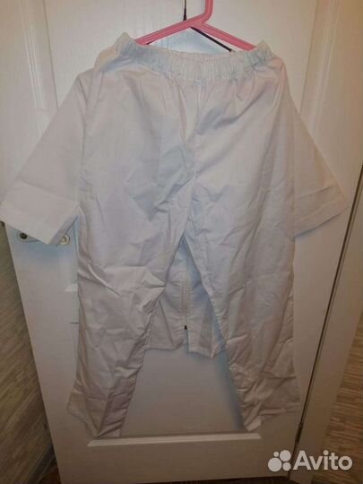 Медицинский костюм женский