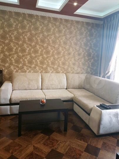 2-к. квартира, 60 м², 3/3 эт.