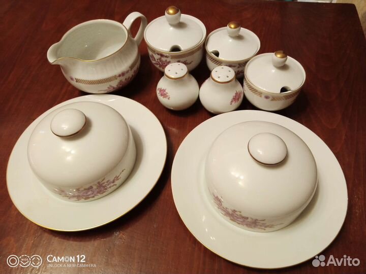 Столовый фарфоровый сервиз на 12 персон гдр