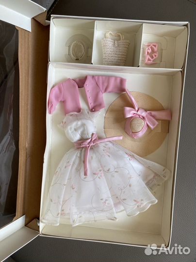 Barbie Fashion Model Garden Party 2000 в наличии