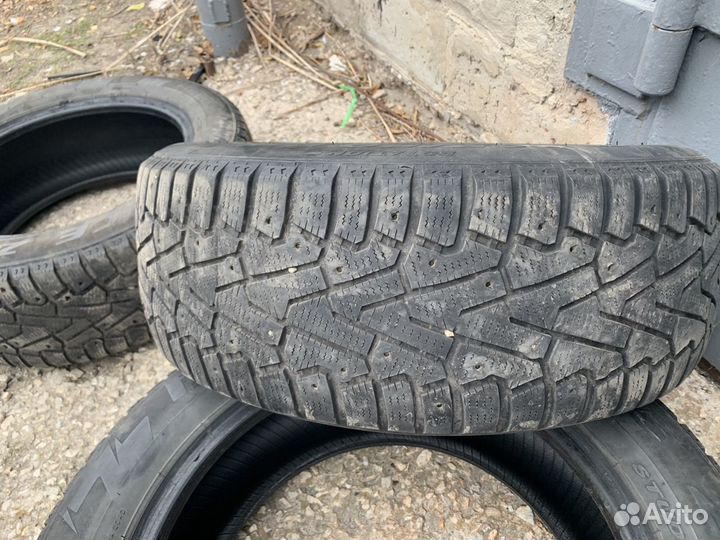 Pirelli Ice Zero 205/60 R16