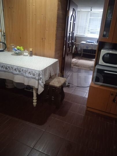 4-к. квартира, 90 м², 1/9 эт.