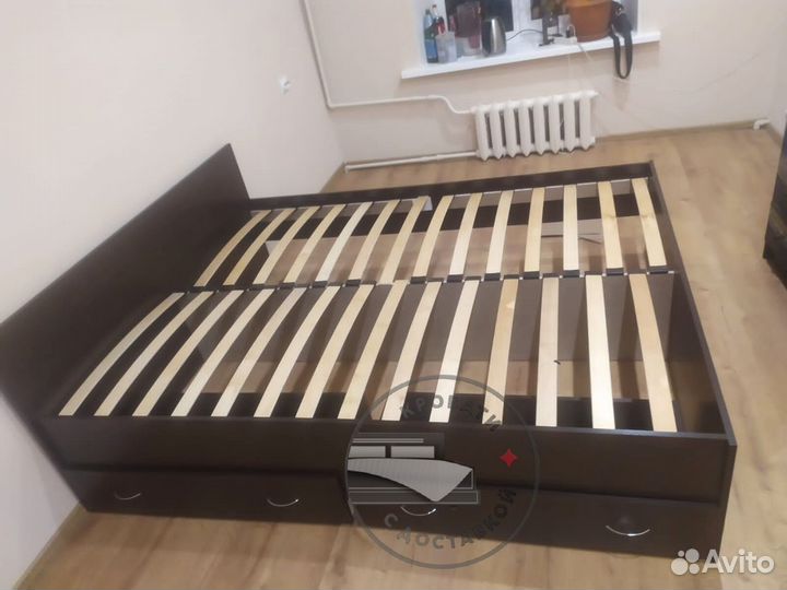 Кровать двухспальная