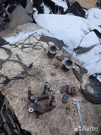 Скоба заднего суппорта от Ниссан Кашкай J11