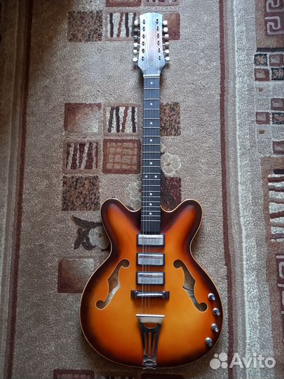 12-струнная электрогитара 