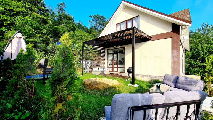 Коттедж 150 м² на участке 5 сот.