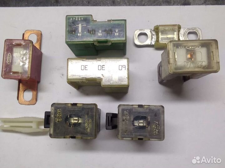 Предохранитель