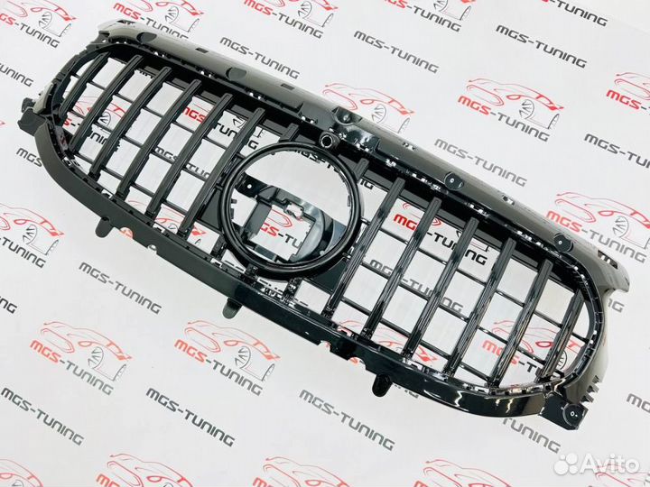 Решетка на Mercedes GLA H247 GT Black не AMG пакет