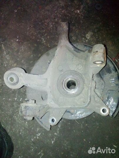 Субару Форестер S12 кулак поворотный задний