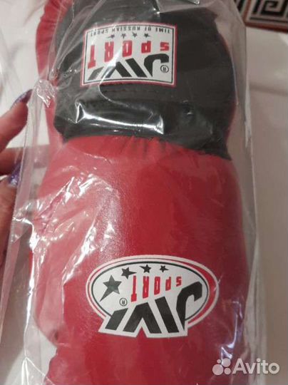 Перчатки для кикбоксинга