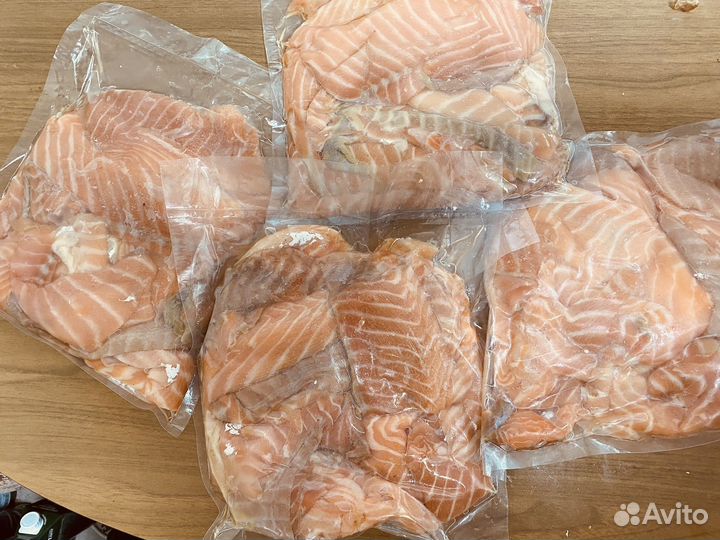 Семга слабосоленая (обрезь мякоти)