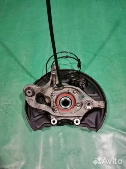 Цапфы задние Mercedes C180 W204 2007-2013