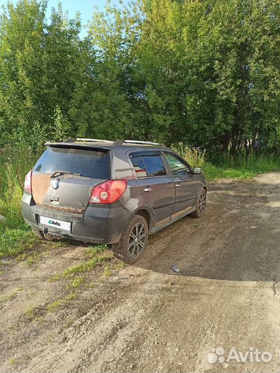 Geely MK Cross, 2013