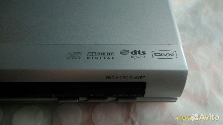 DVD плеер Toshiba