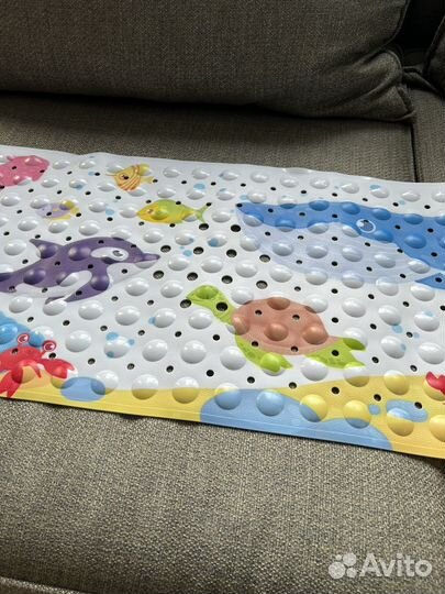 Коврик для купания детский на присосках