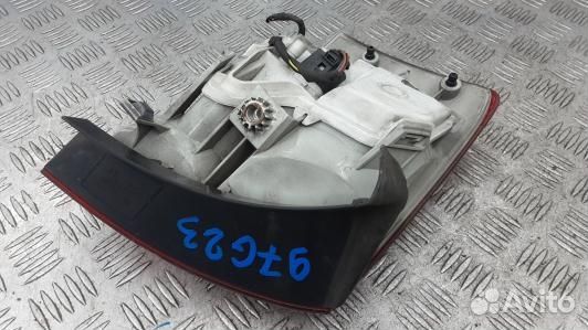 Фонарь задний правый audi A4 B7 (97G23MY01)