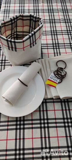 Скатерть с салфетками
