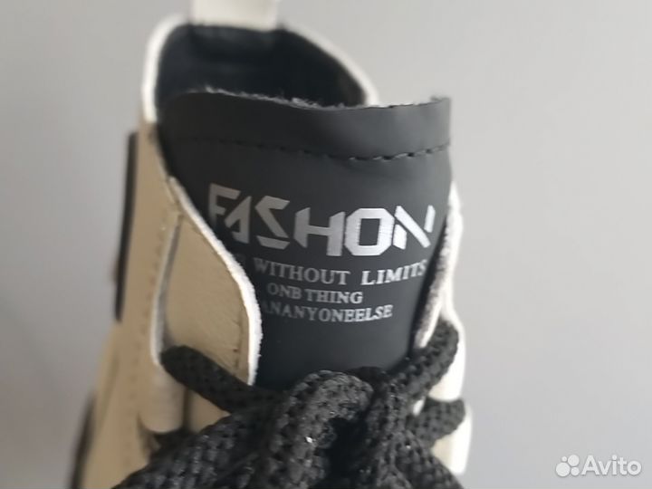 Ботинки женские